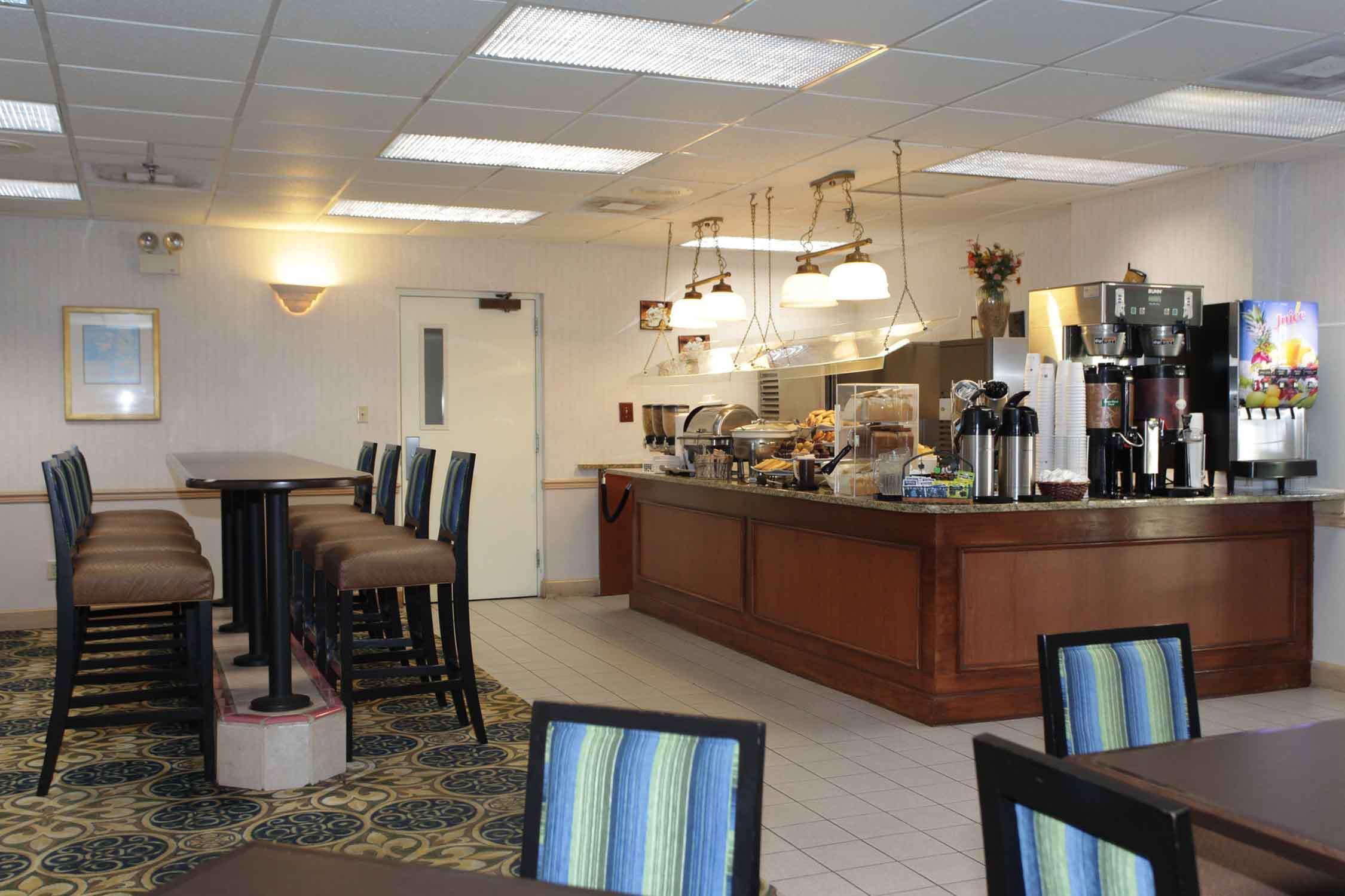 Wyndham Garden Hotel - Jacksonville Restoran gambar